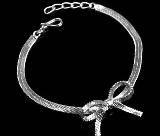 Pulsera con lazo