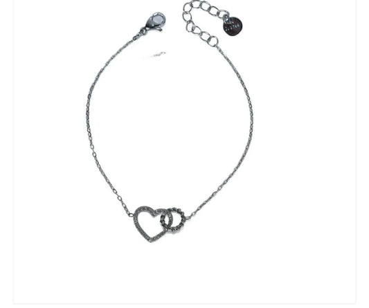 Pulsera corazón y círculo.